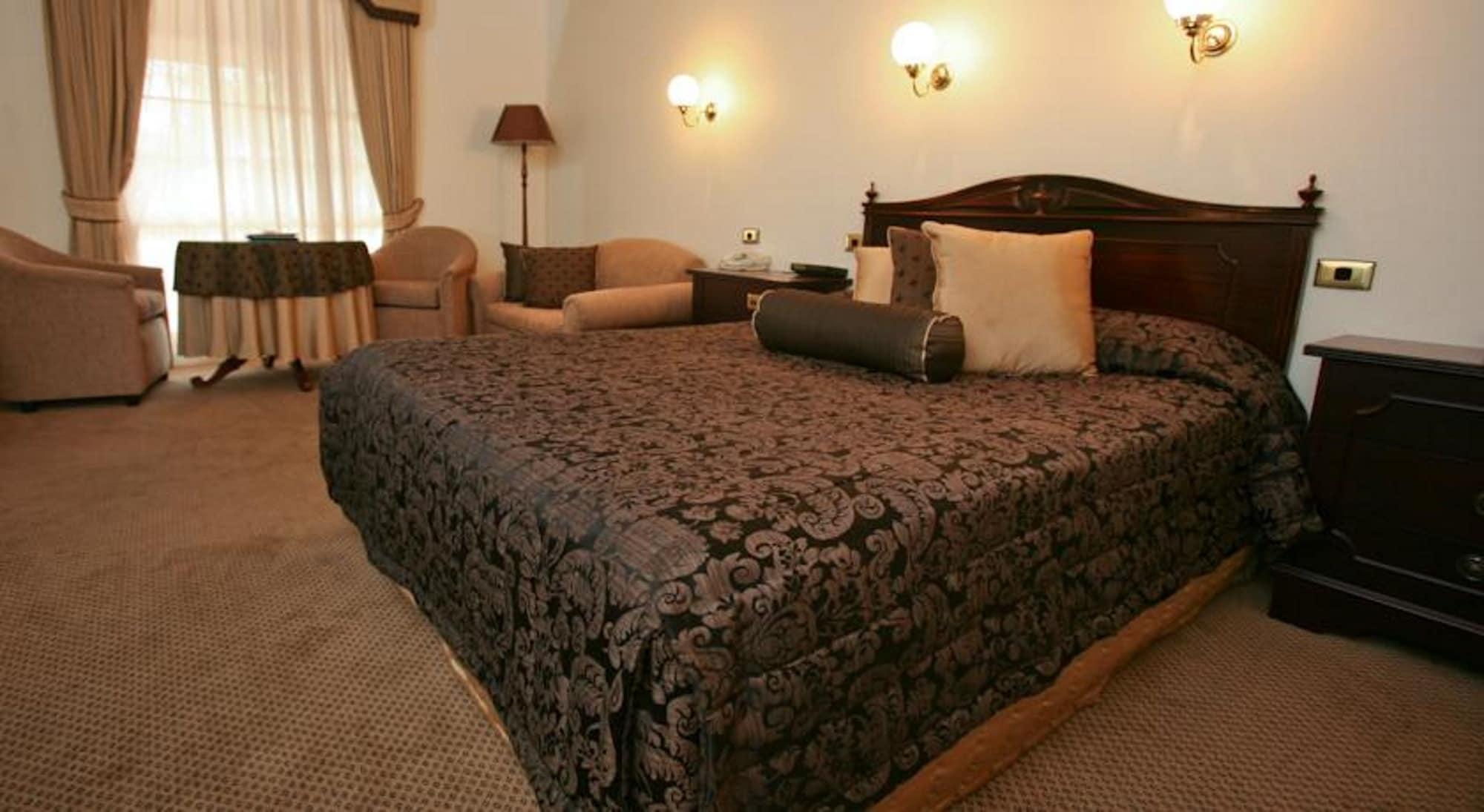 Australian Heritage Motor Inn Дабо Екстериор снимка