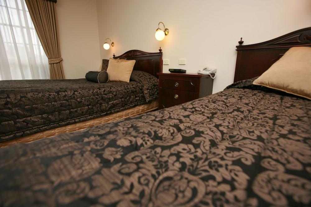 Australian Heritage Motor Inn Дабо Екстериор снимка