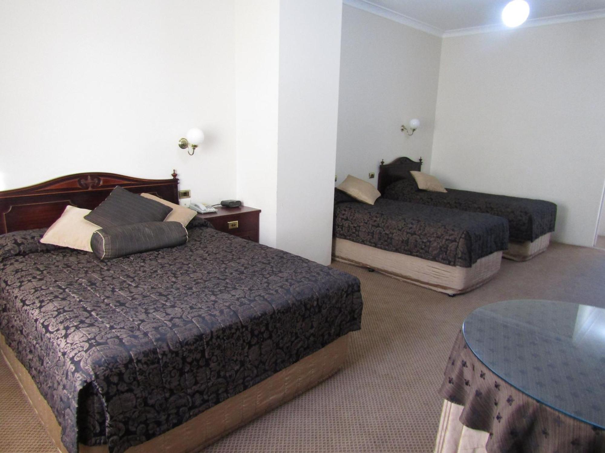 Australian Heritage Motor Inn Дабо Екстериор снимка